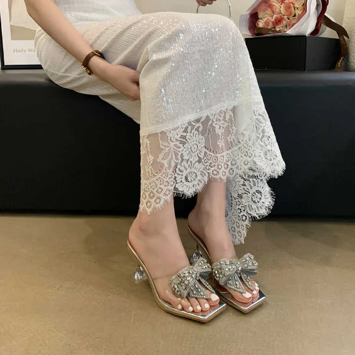 صنادل نسائية جديدة بكعب شفاف New Women's Sandals with Transparent Heel