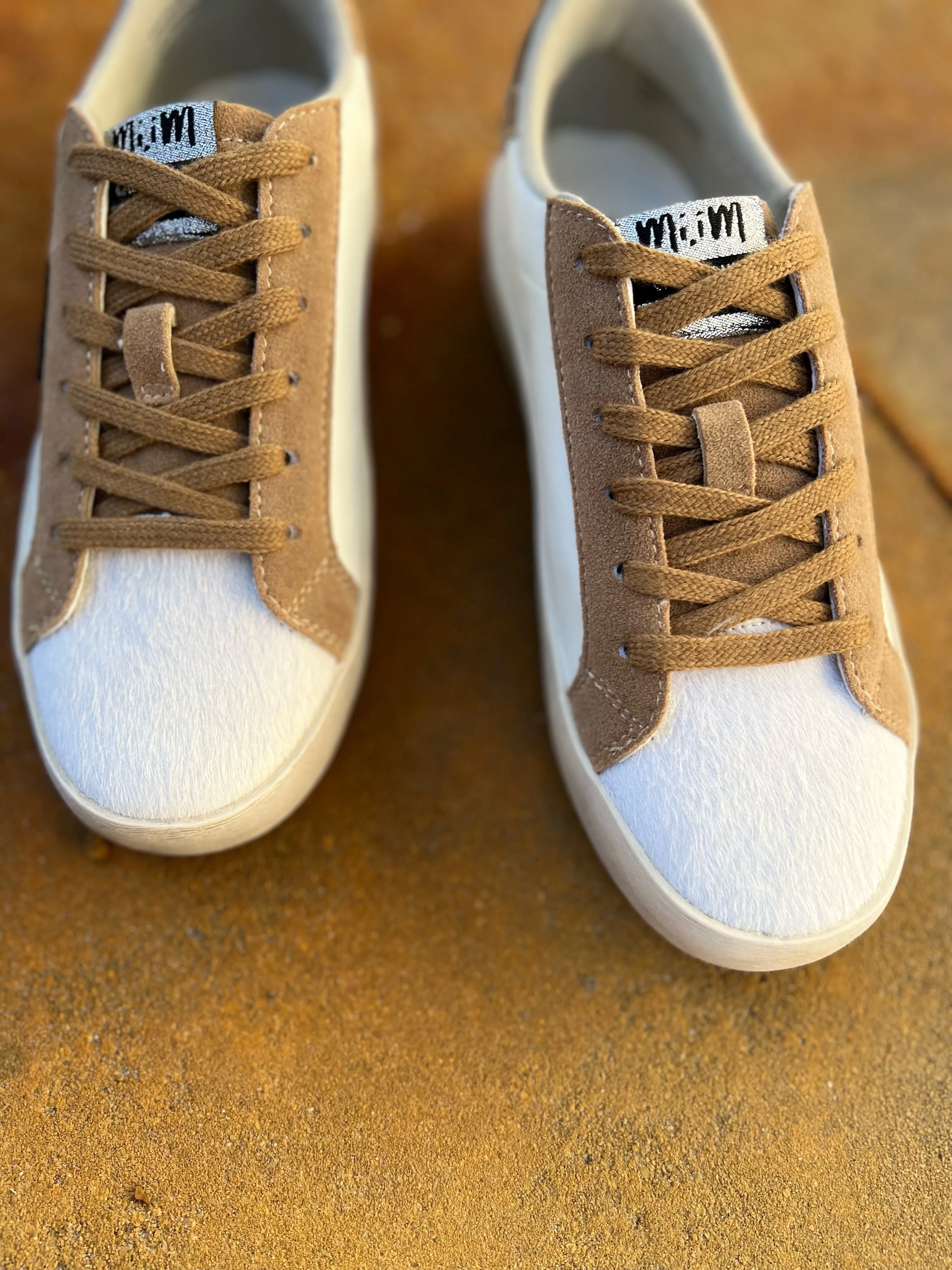 Basic Star Sneakers
