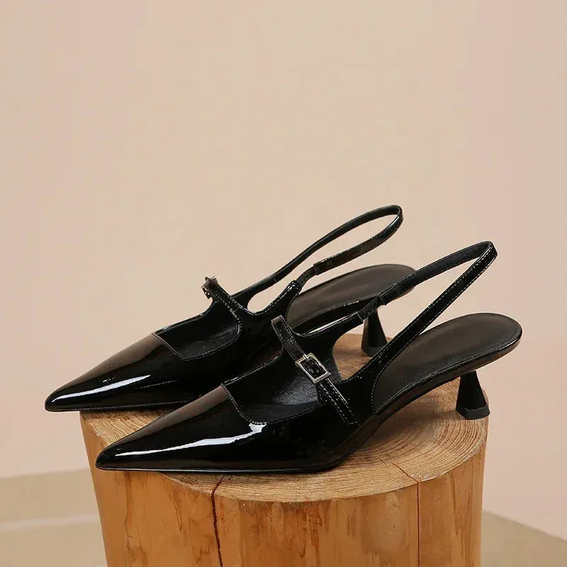 Buckle detail Low-heeled kitten heel shoes