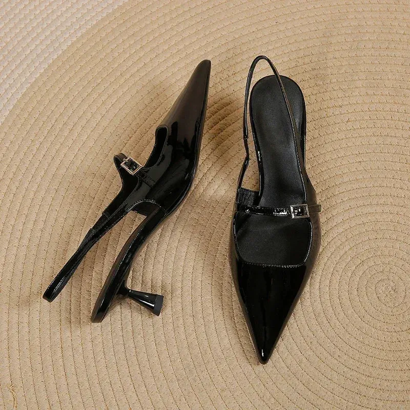 Buckle detail Low-heeled kitten heel shoes