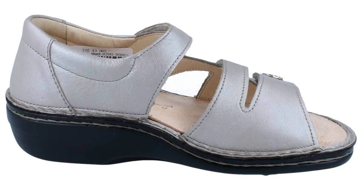 Finn Comfort Women's Sintra-S Sandals- Luxperl Taupe