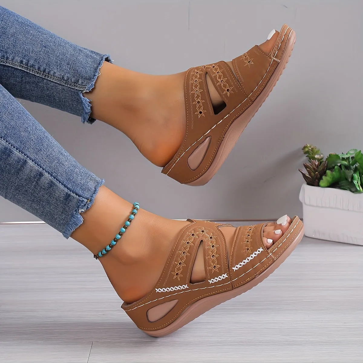 Maria orthopaedic sandals