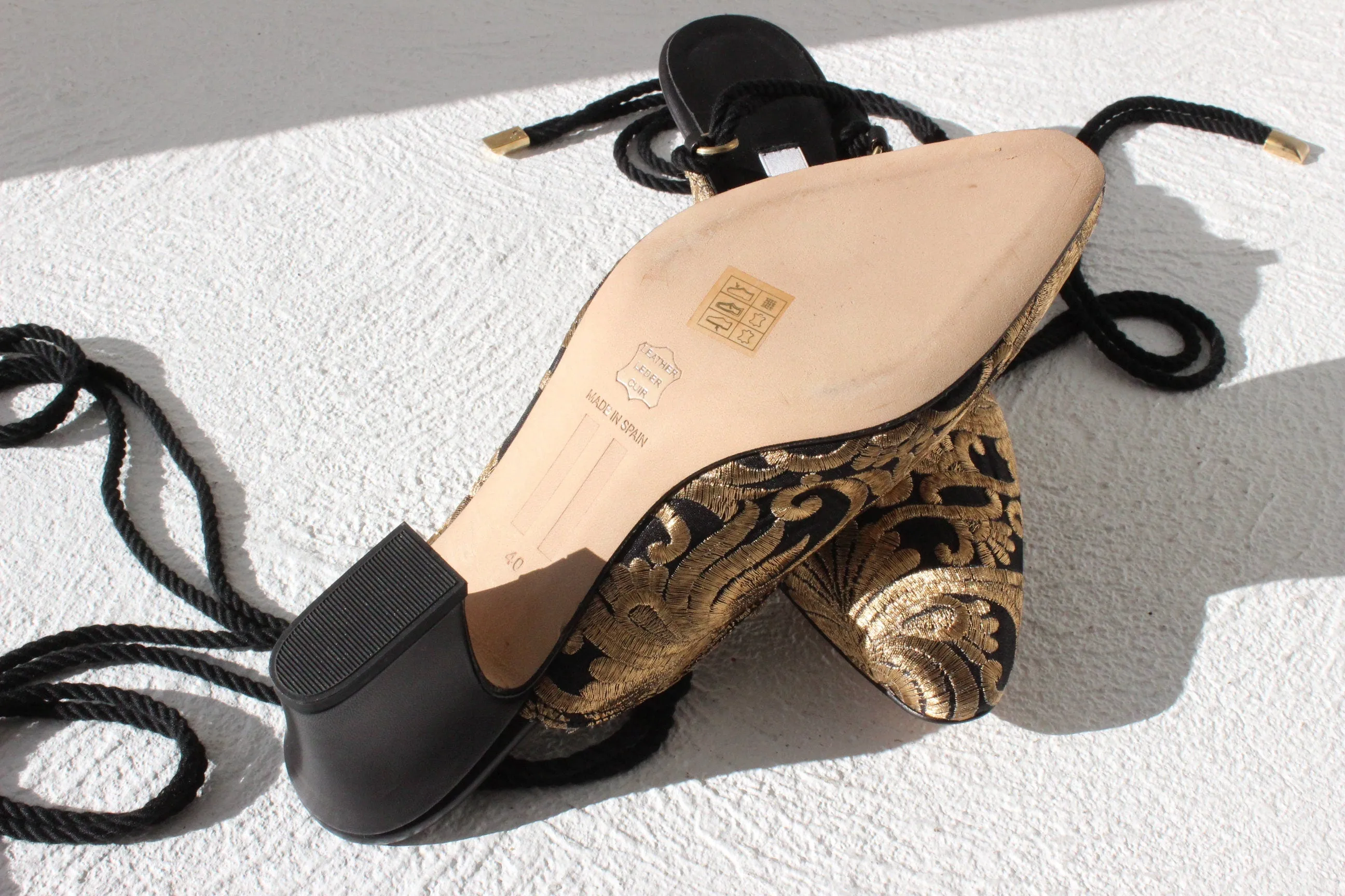 MIISTA London Gold Brocade Courtier Mules ~ Euro 40