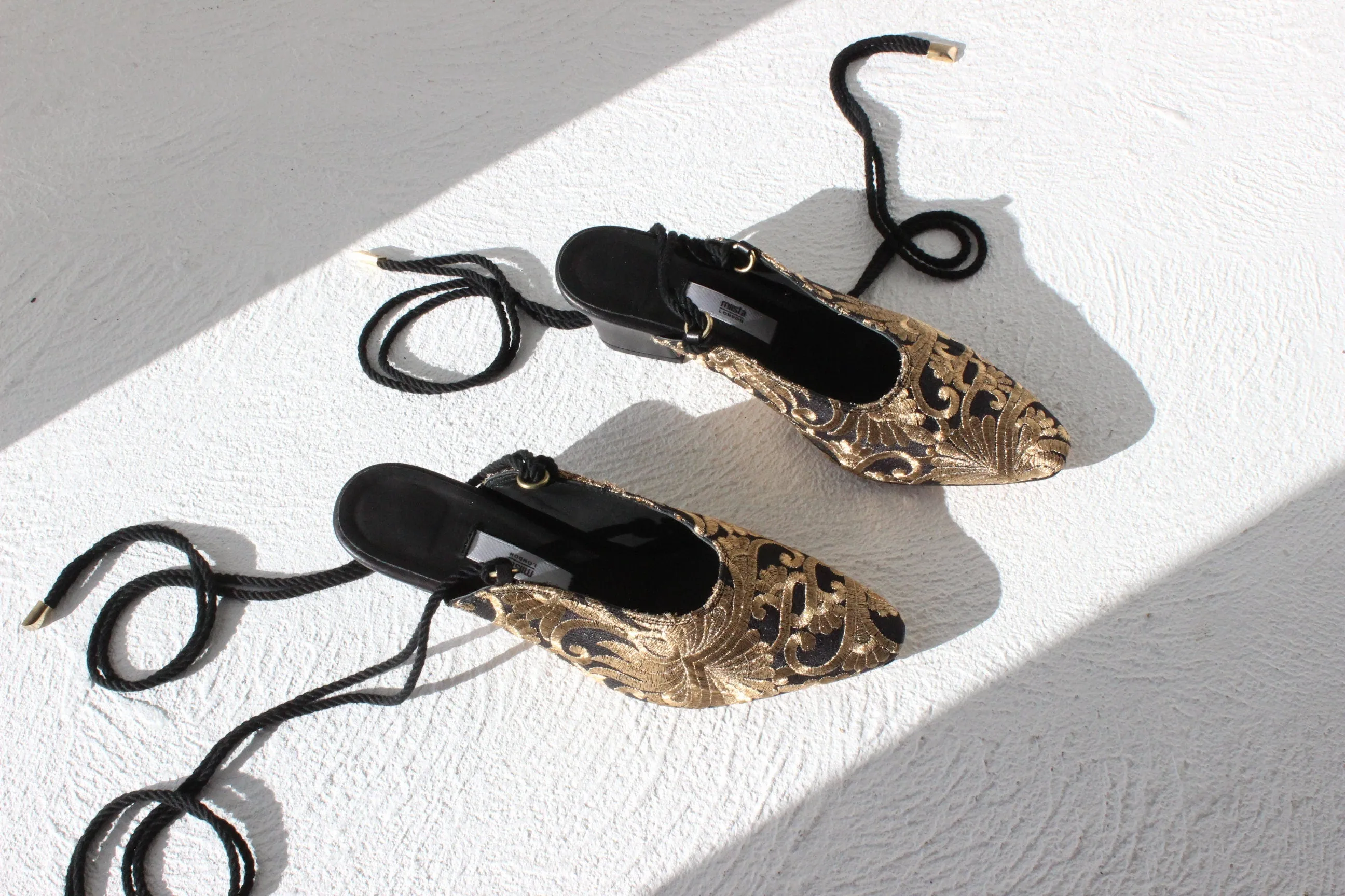 MIISTA London Gold Brocade Courtier Mules ~ Euro 40