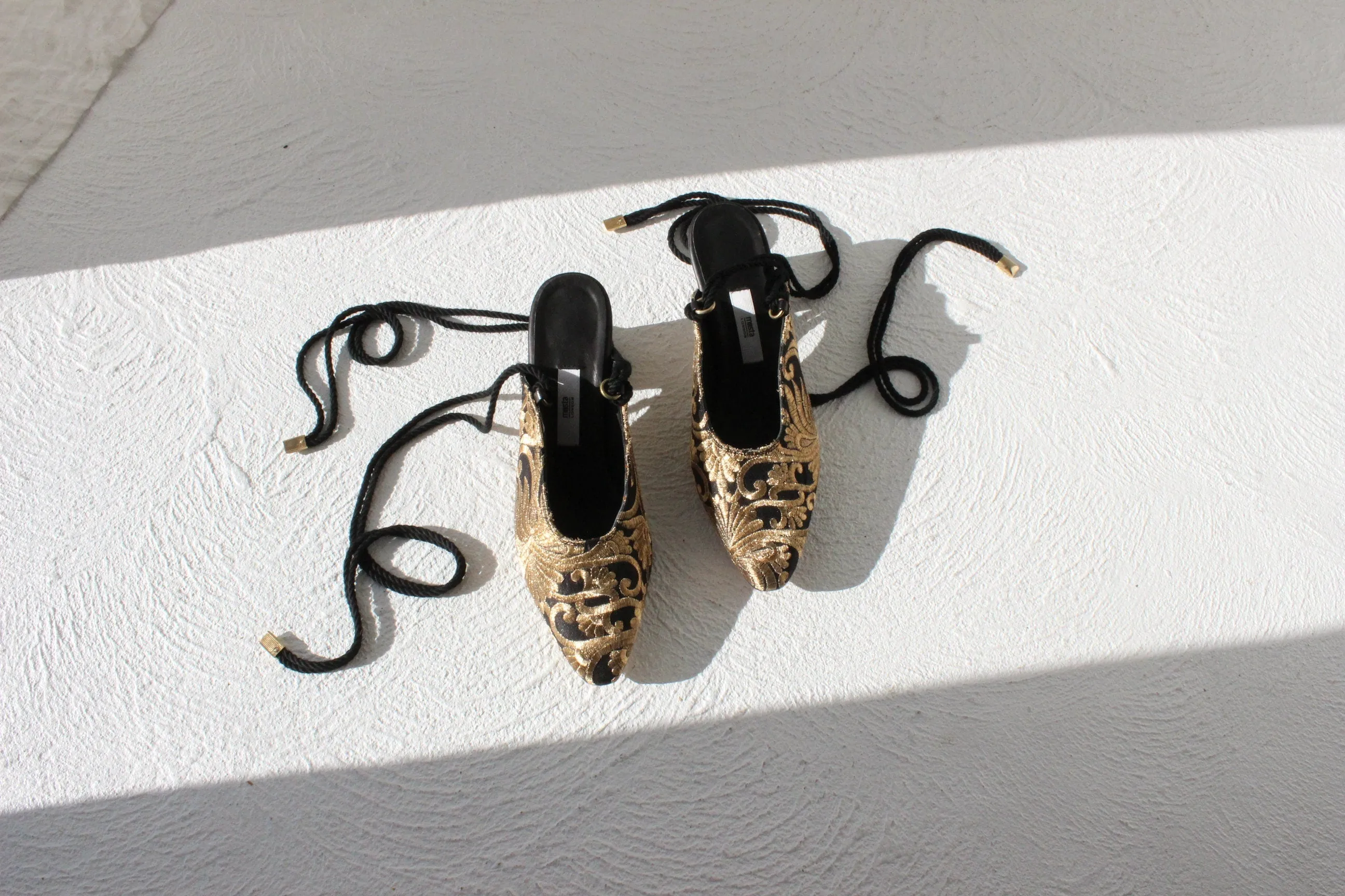MIISTA London Gold Brocade Courtier Mules ~ Euro 40