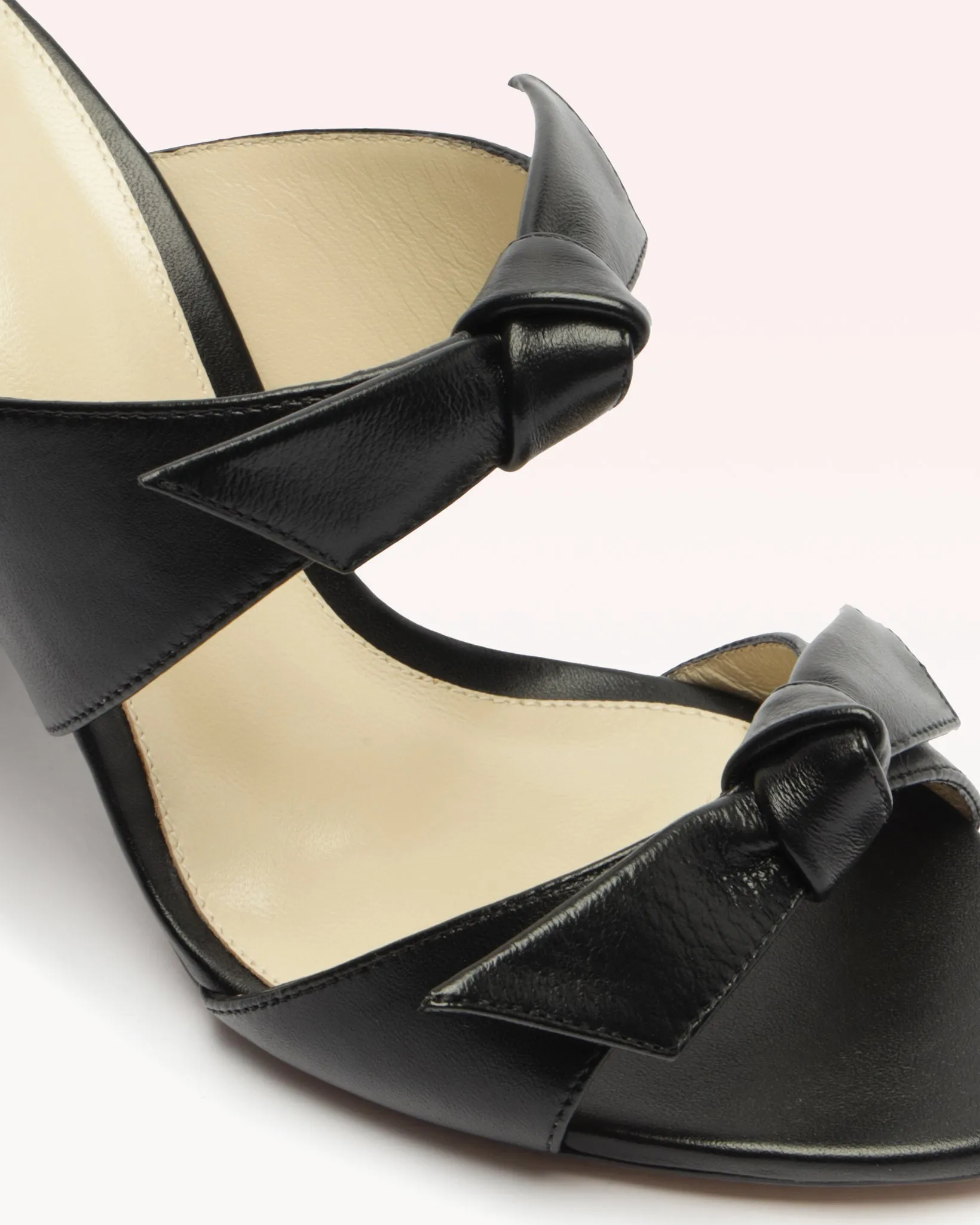 Nolita 90 Black