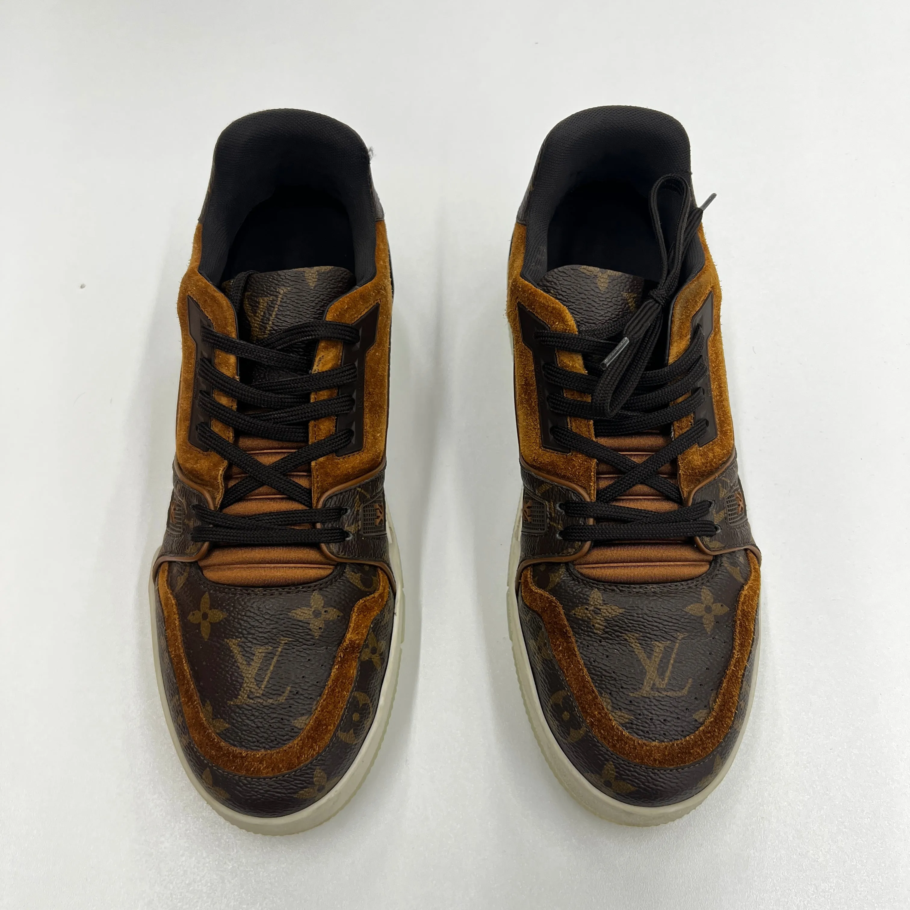PRE-LOVED - LOUIS VUITTON MONOGRAM TRAINER BROWN