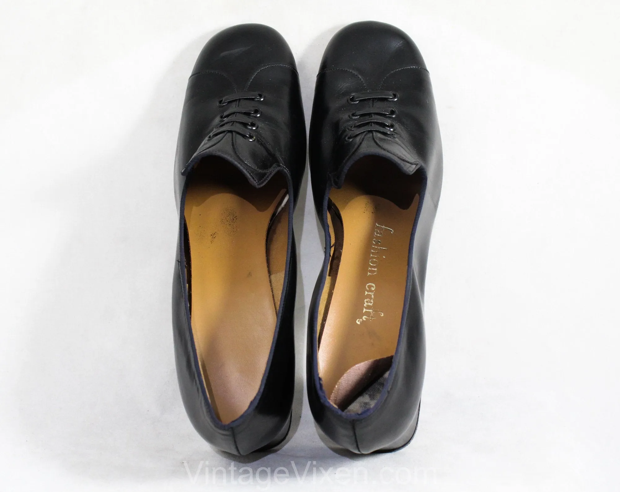 Size 8.5 Shoes - Black Leather 1960s Pumps with Storybook Lace-Up - Classic 50s 60s Fairytale Heels - NOS Deadstock - Size 8 1/2 AA Narrow