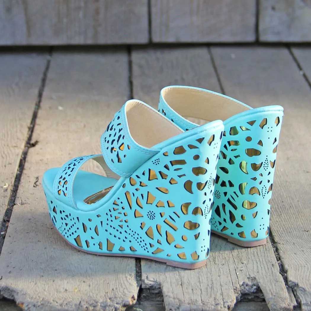 Traveling Sands Wedges in Turquoise