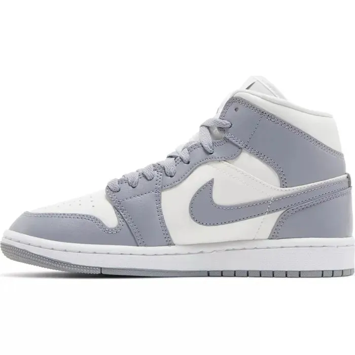 Wmns Air Jordan 1 Mid Stealth