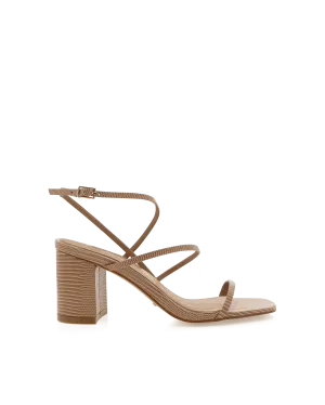 Yesenia Heel